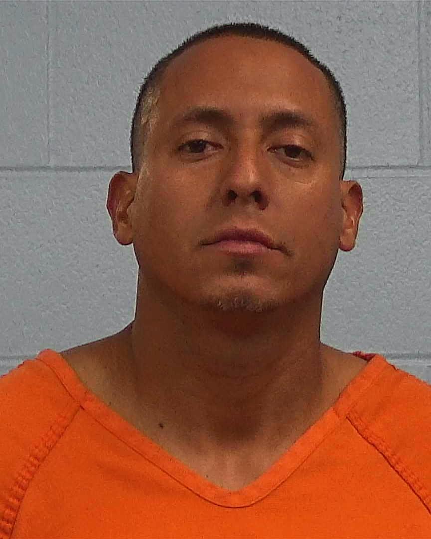 Hernandez Pierales, Ricardo arrested by Williamson County PD/SO