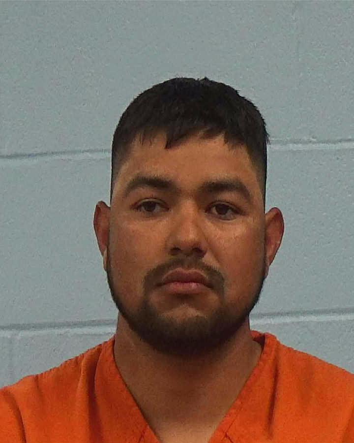 Benitez-Cabrera, Carlos arrested by Williamson County PD/SO