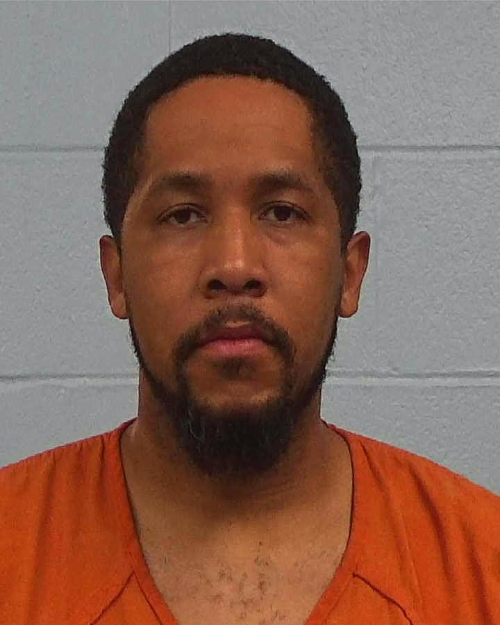 Hinton, Christopher Chevon arrested by Williamson County PD/SO