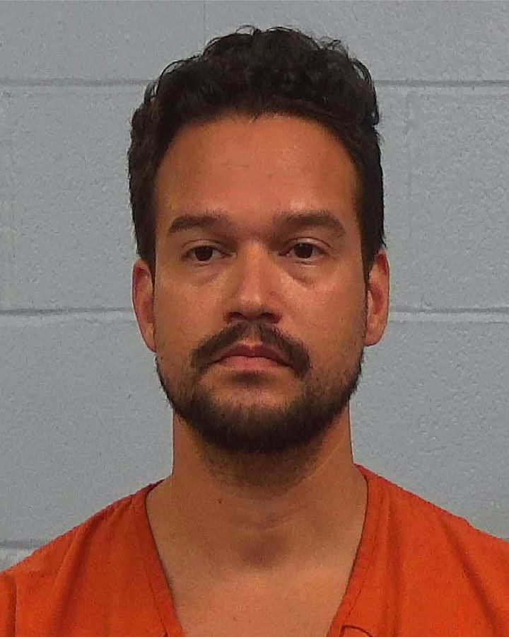 Gonzalez Quiles, Jonathan arrested by Williamson County PD/SO