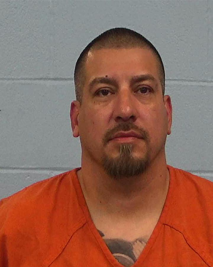 Flores, Arnoldo booking photo