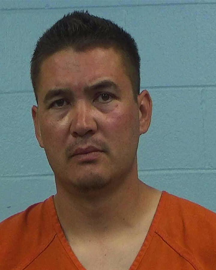 Flores, Mario booking photo