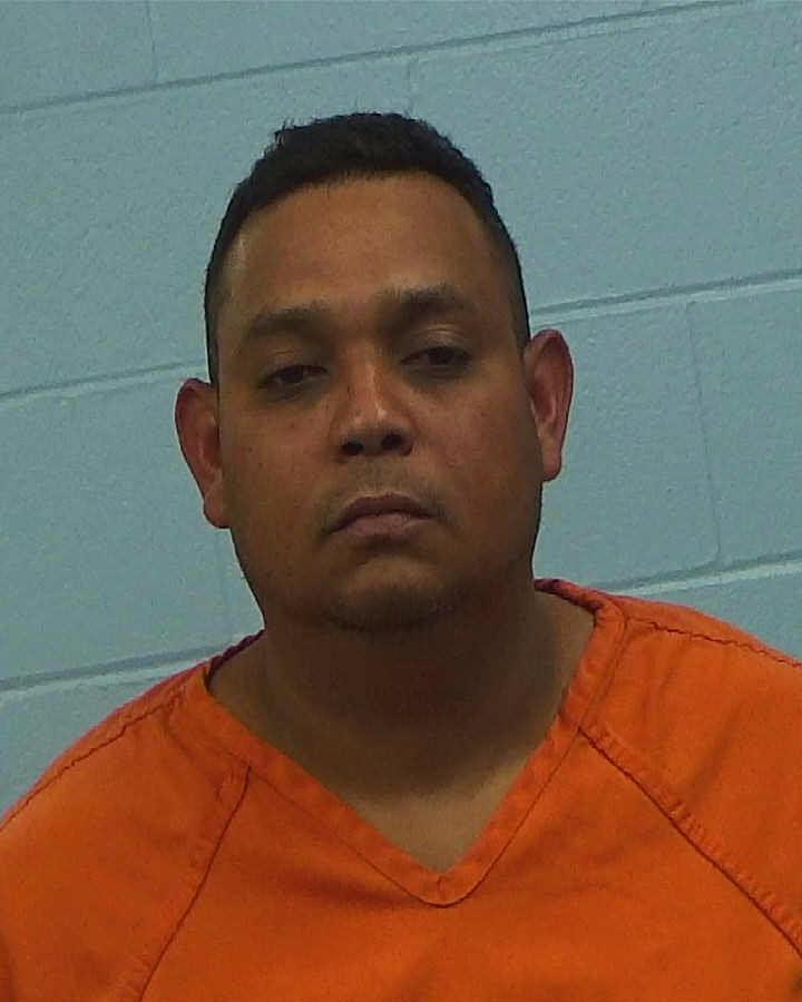 Colina Medina, Luis Emilio booking photo