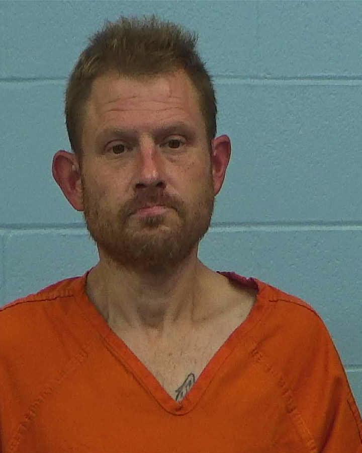 Derrick, Micah Lee booking photo