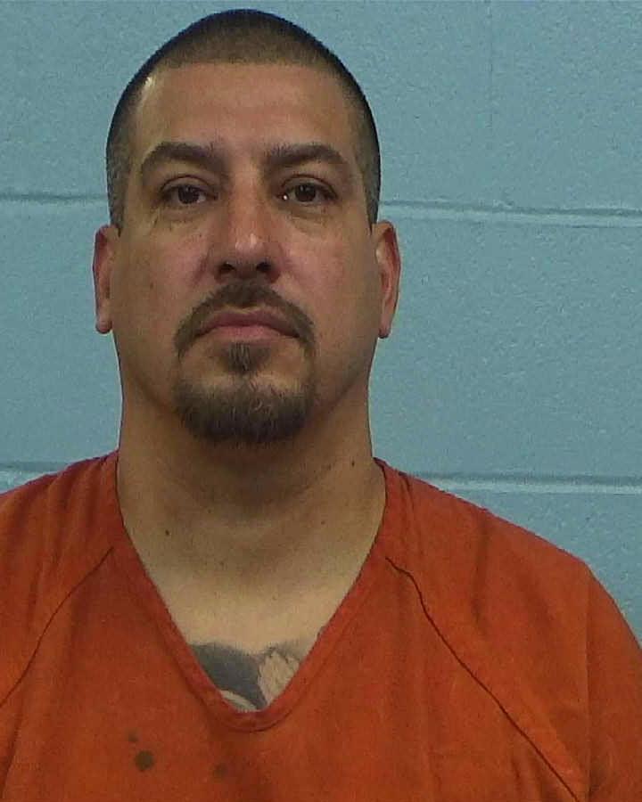 Flores, Arnoldo booking photo