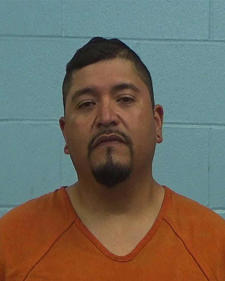 Claudio, Pete booking photo