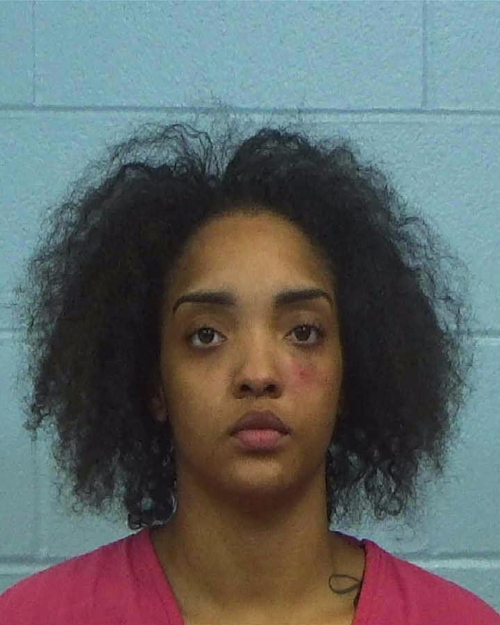 Smith, Monique Nicole arrested by Williamson County PD/SO