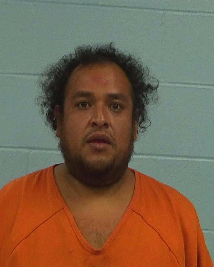 Gonzalez-Soto, Luis Aramdo arrested by Williamson County PD/SO