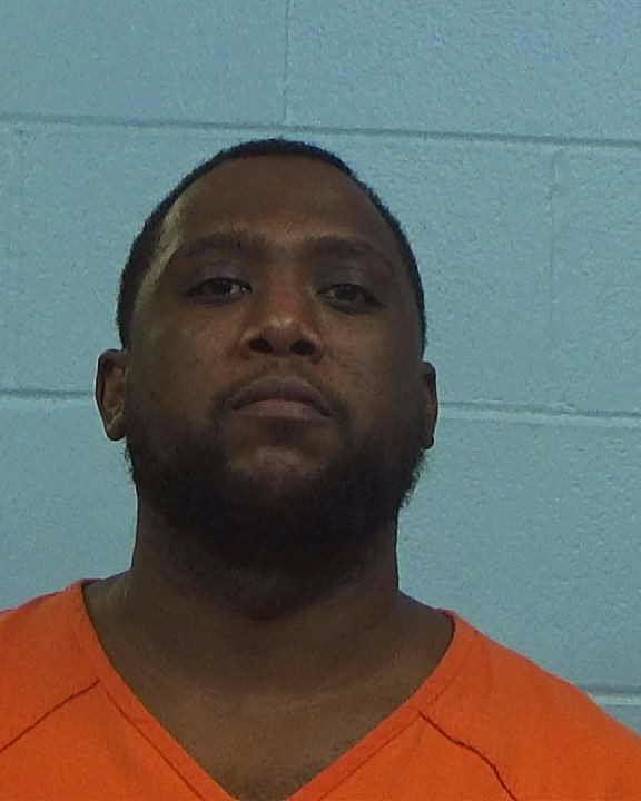 HAMMONDS, VICTOR LENARD arrested by Williamson County PD/SO