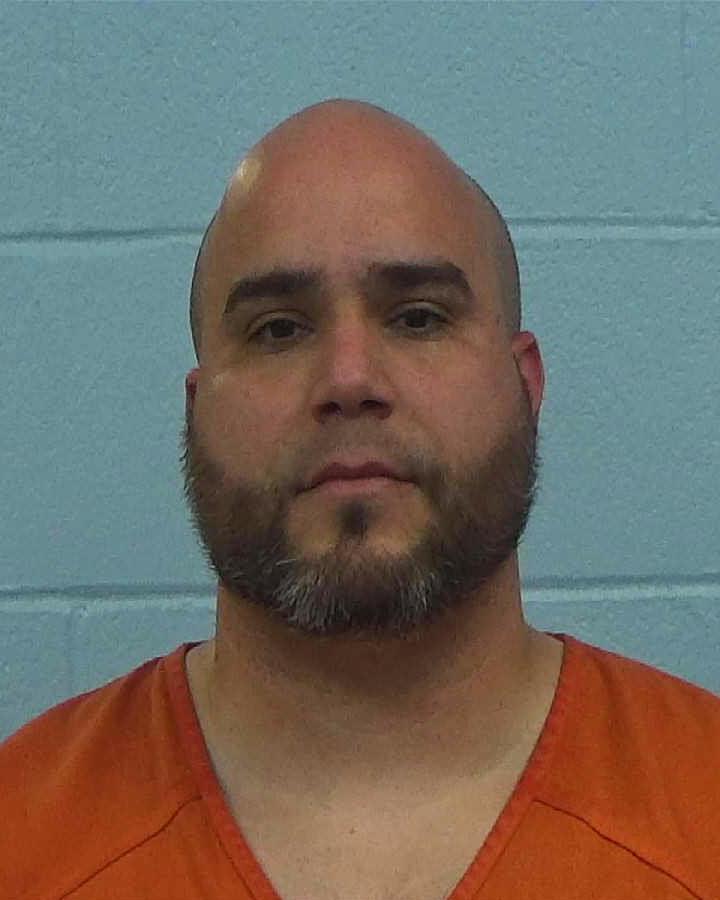 Caro-Santiago, Luis booking photo