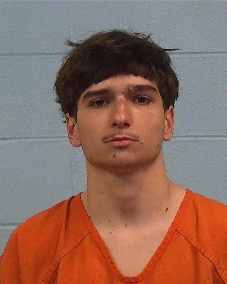 Walter, Gavin Christopher arrested by Williamson County PD/SO