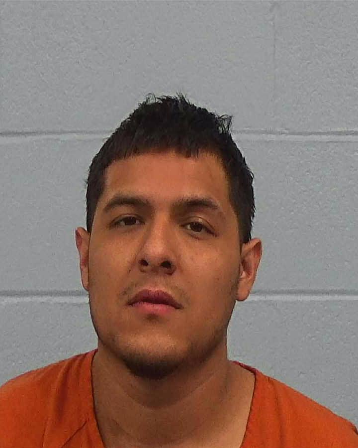 Luna, Erik Jesus booking photo