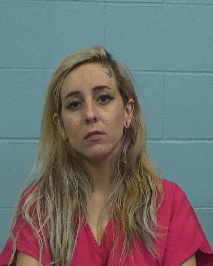 Stewart, Hailley Marie arrested by Williamson County PD/SO