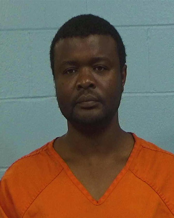 Kenghi-T, Gilbert booking photo