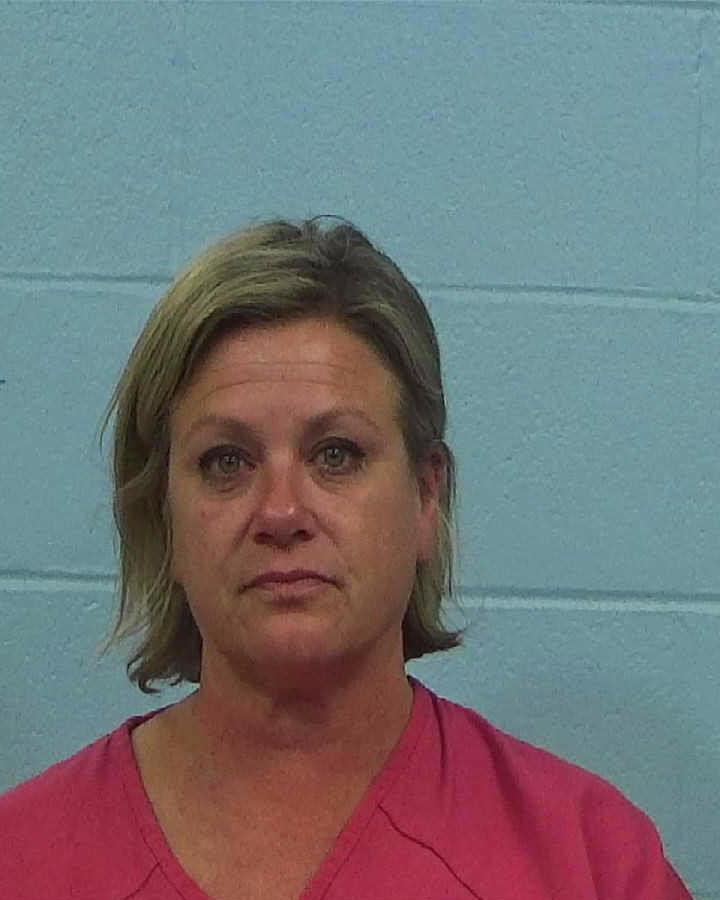 Cox, April Leaann arrested by Williamson County PD/SO