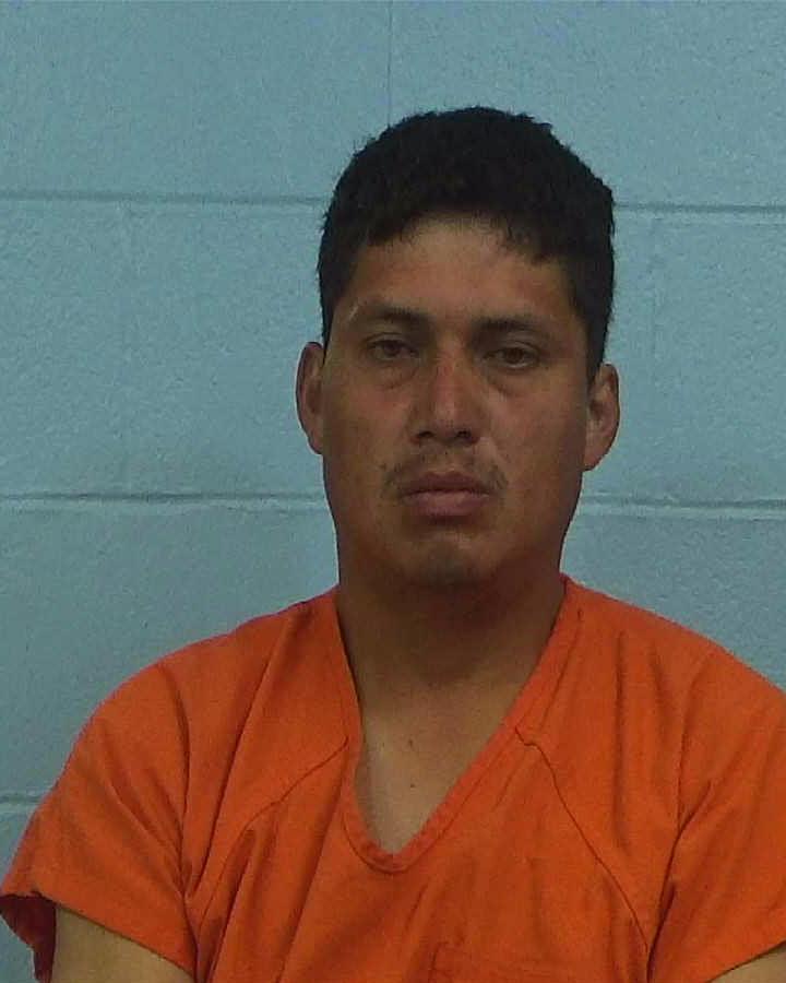 Luna-Esquivel, Luis booking photo