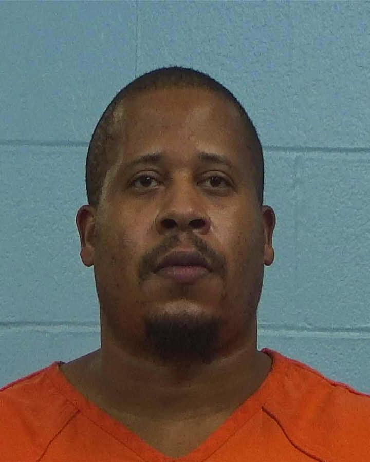 Lacey-Hampton, Alonso Delrey booking photo