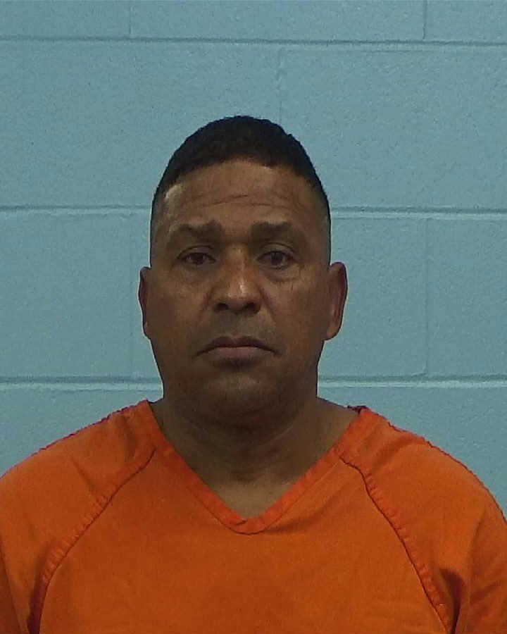 Lara Rodriguez, Pablo booking photo