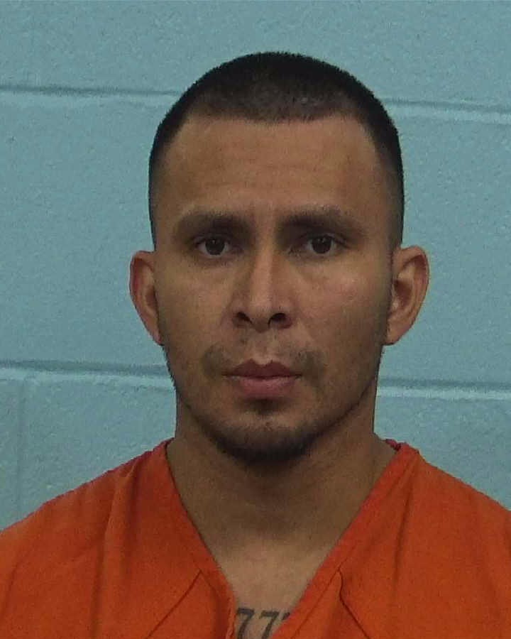 Chevez Chavez, Roberto Carlos booking photo