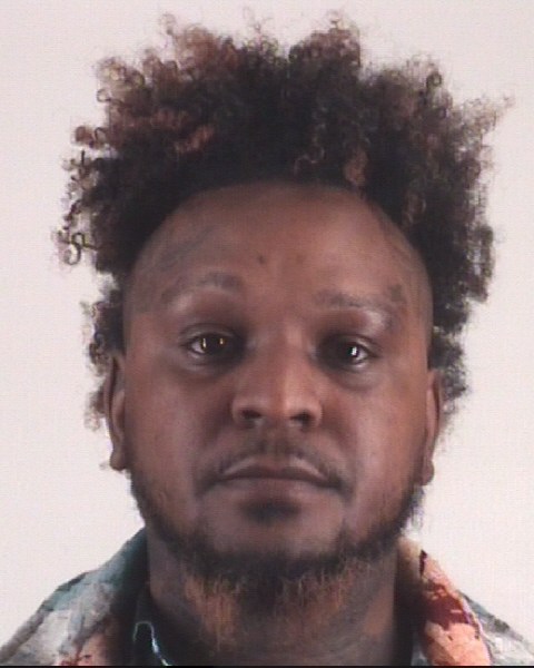 Unknown arrested by D325