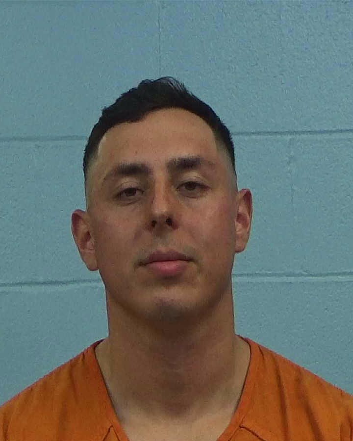 Flores, Evan booking photo