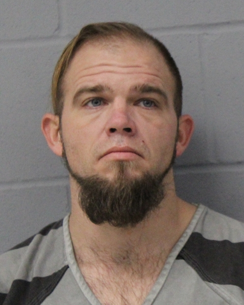 DEREK DERINGTON arrested by APD