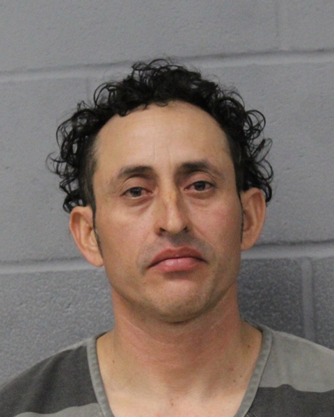 ROBERTO RODRIGUEZ ALVARANGA arrested by APD