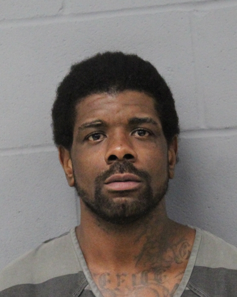 DERRICK DAVIS arrested by APD