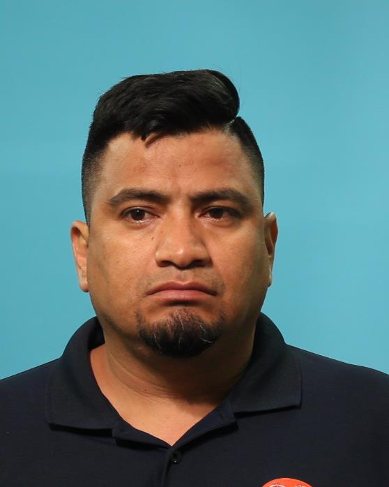 Garcia, Horacio arrested by COLLISION INVOLVING DAMAGE TO VEHICLE>=$200DRIVING WHILE INTOXICATED 2ND