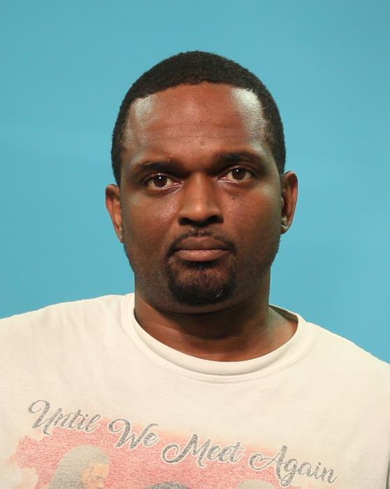 Friloux, Kendrell Dayshawn arrested by Pearland Police DepartmentHold/Jefferson Parish So/Cruelty to Juveniles