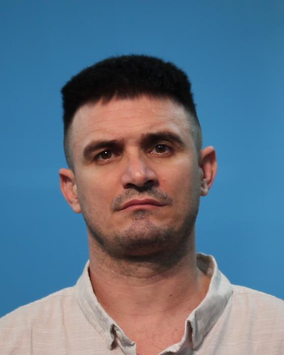 Hernandez-Gonzalez, Rennys booking photo