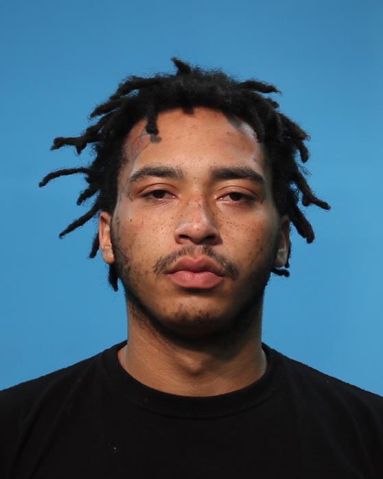 BAKER, JAMES EDWARD arrested by PUBLIC INTOXICATIONFreeport Police DepartmentCT1 & CT2/AGG ROBBERYPOSS CS PG 1/1-B =4G