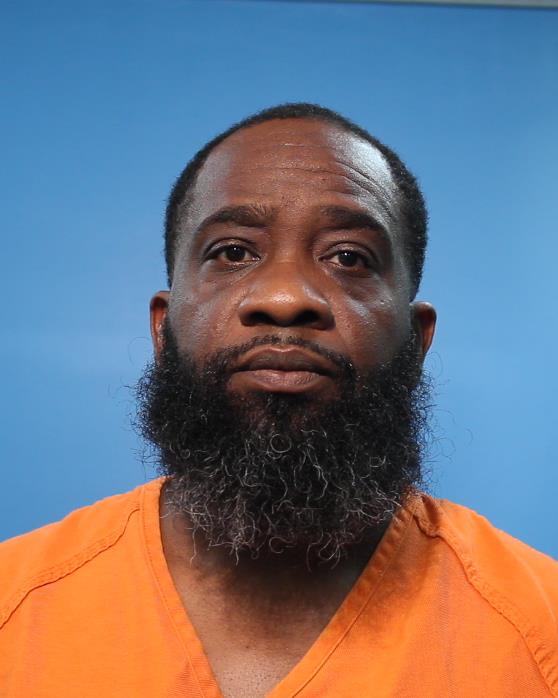 Daggs, Avris booking photo