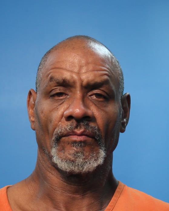 DAVIS, PERCY LEE arrested by HOLD/DWLIHOLD/FMFRHOLD/SPEEDINGSEX OFFENDER DUTY REG LIFE/ANN