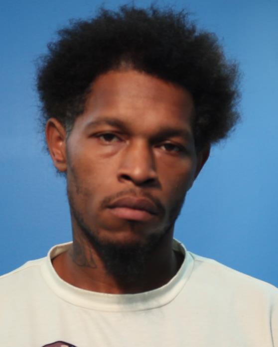 HOWARD, TREMAINE DEANDRE arrested by FAILURE TO WEAR SAFTEY BELTMTAG-AGG ROBBERY-DEADLY WEAPONPOSS CONTR. SUBSPOSS CONTR. SUBSPOSS MARIHUANA 2NDPearland Police Department