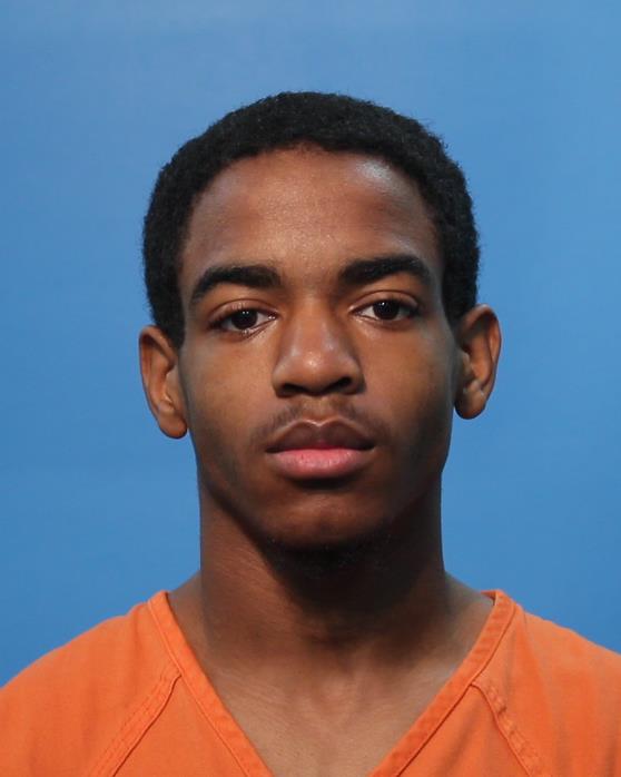 gaines, adalius rashard arrested by Alvin Independent School District PDEVADING ARREST DETENTION