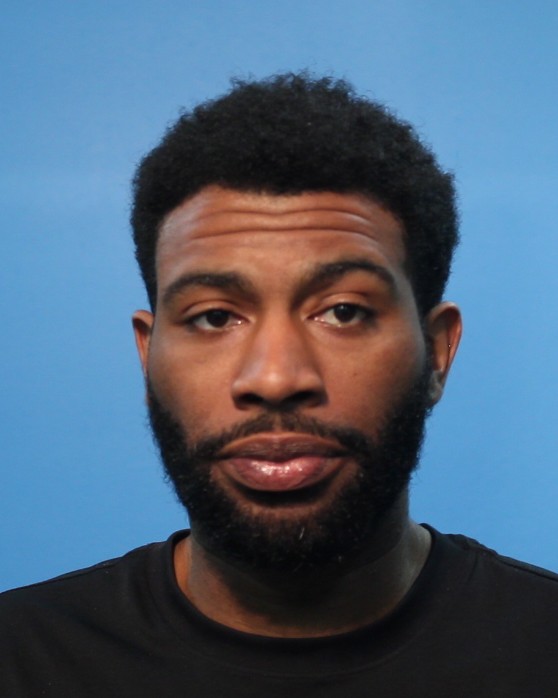 White, Quincy arrested by CPF-Possess Drug Paraphernalia