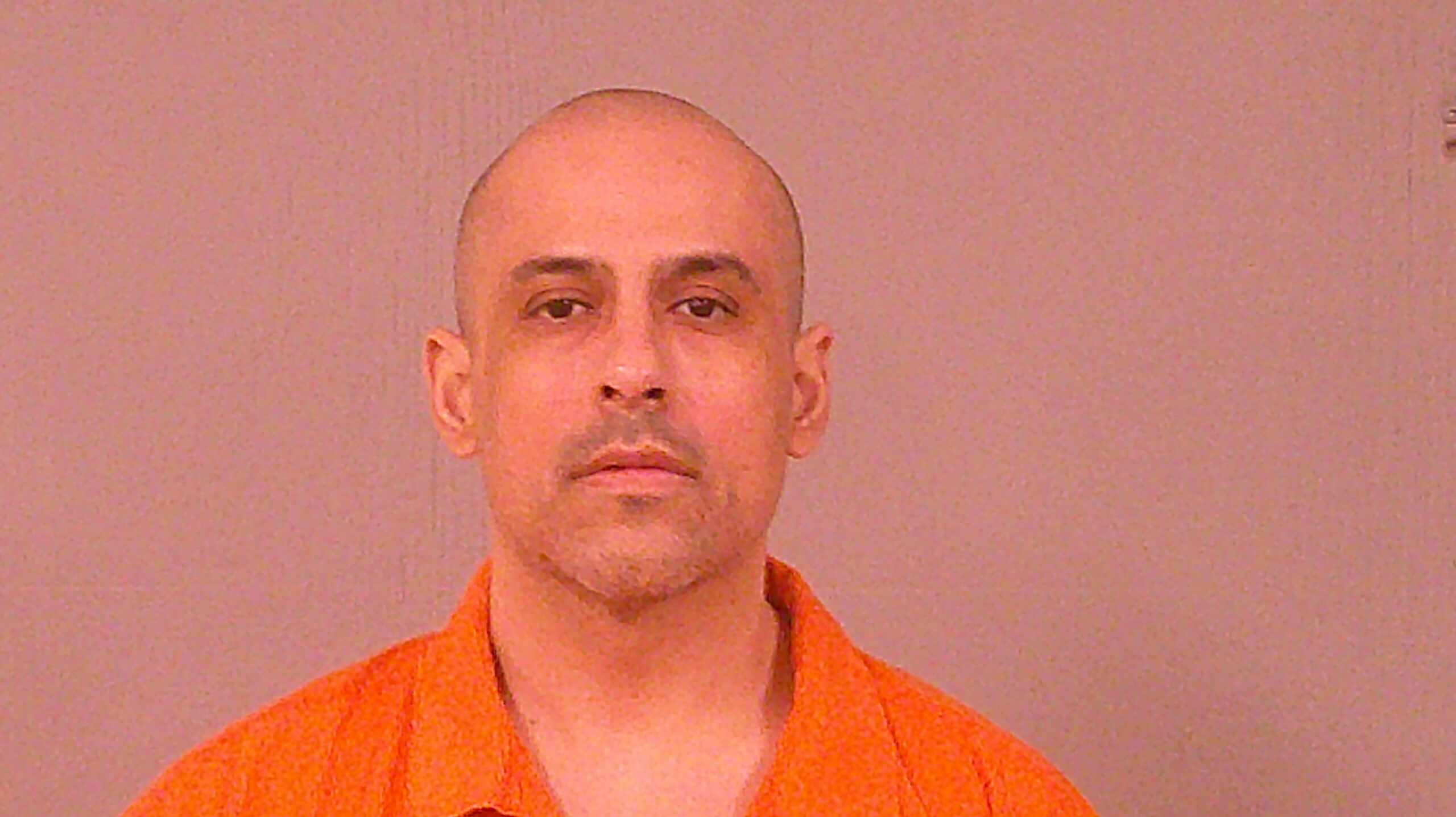 FLORES, SERGIO E booking photo