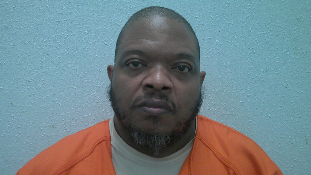 MINIX, DOY LA FRINCE booking photo