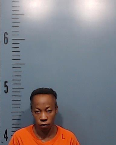 Battee, Shantera Shanae booking photo