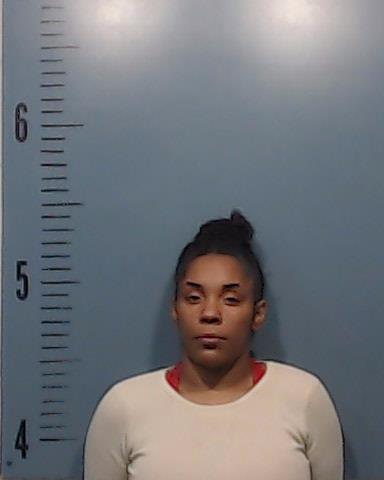 Courtney, Reyaunna Shwree booking photo