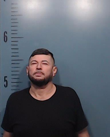 Castillo-De La Torre, Gilberto booking photo