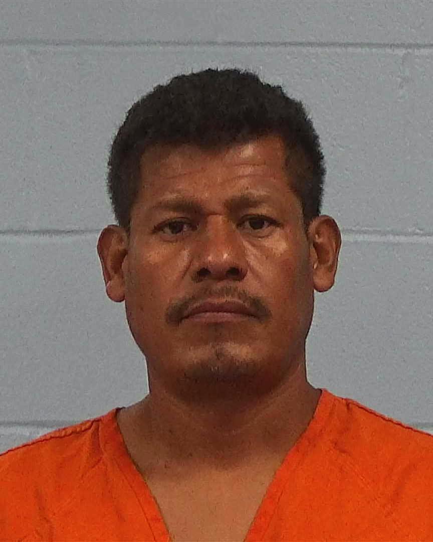 Luna, Ricardo booking photo