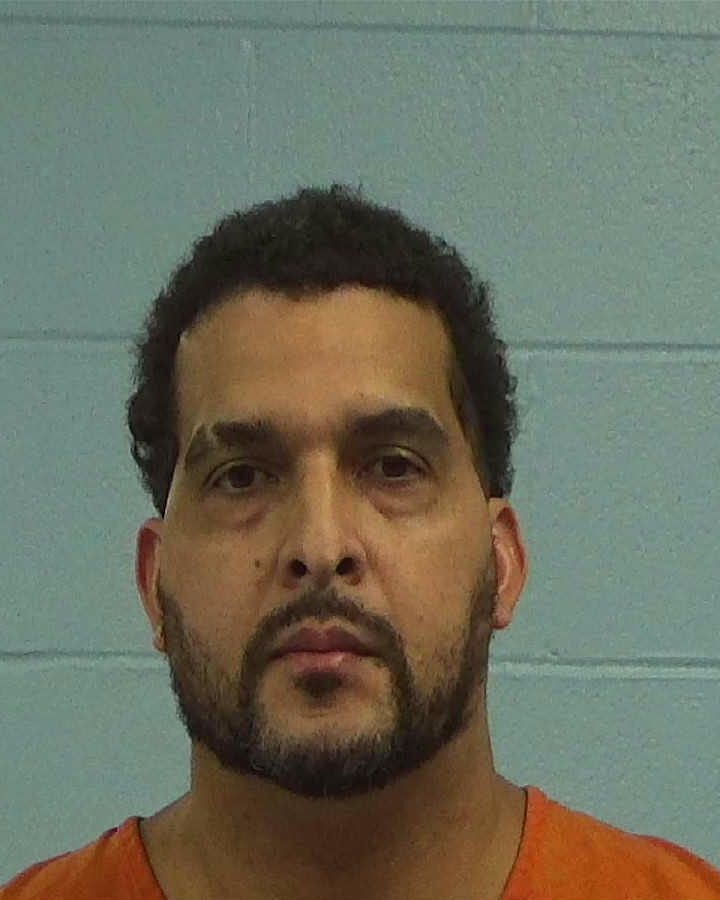 Ocasio Mendez, Luis Roberto booking photo