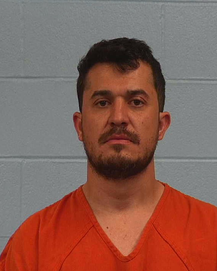 Gomez-Villeda, Obeniel Isai arrested by Williamson County PD/SO