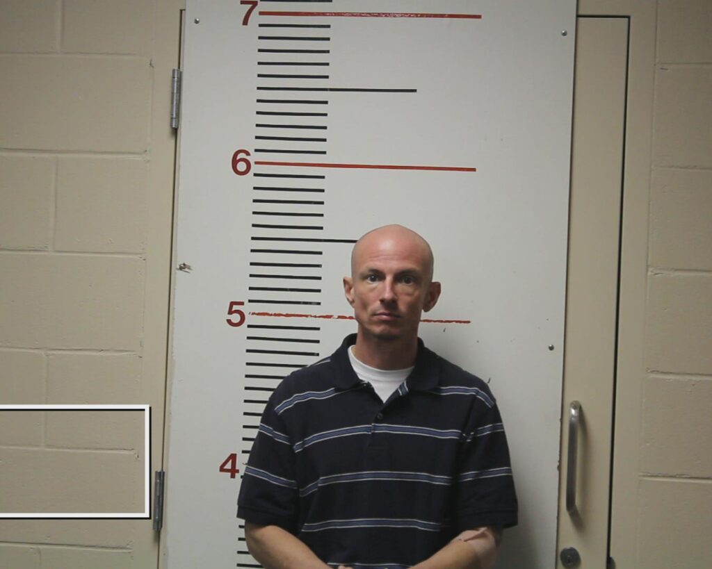 BENNETT, BRANDON MICHAEL booking photo