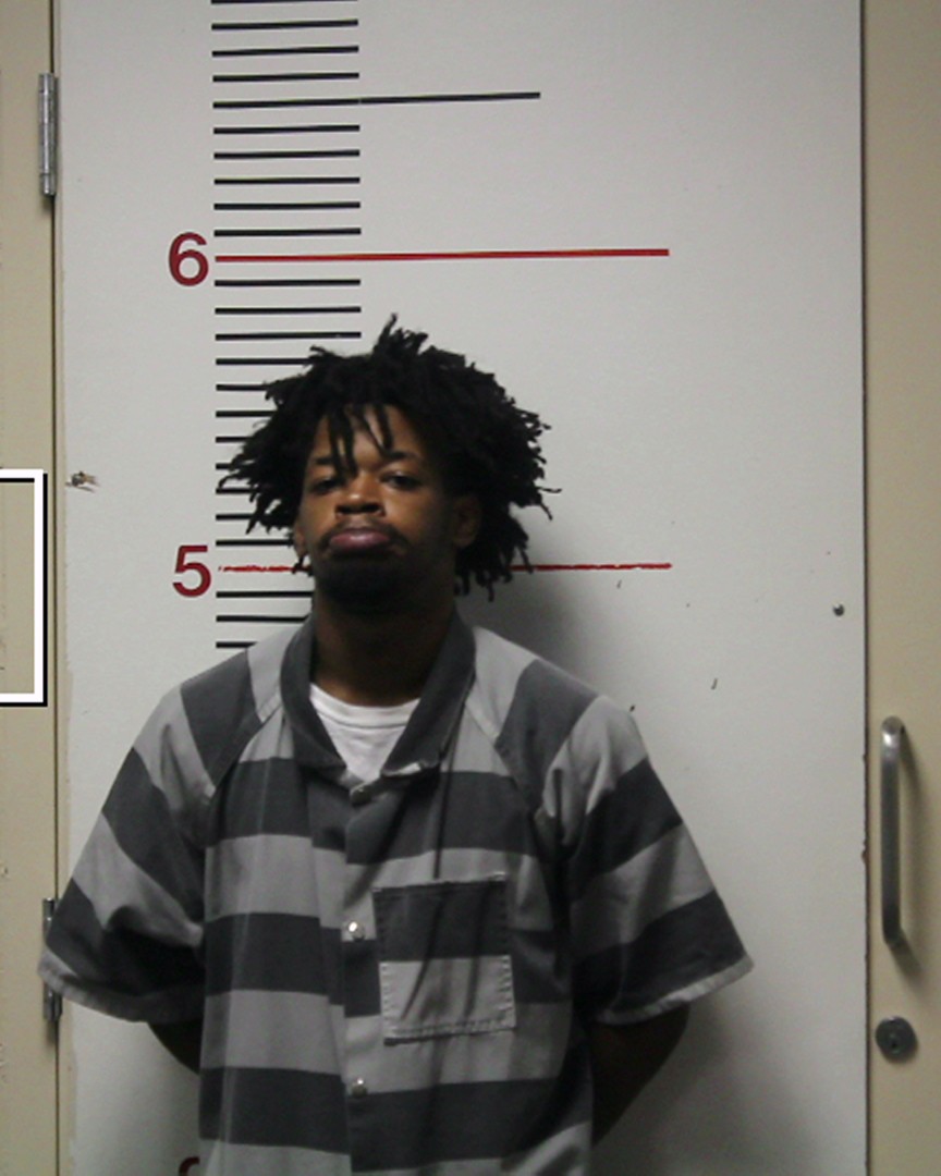 WHITE, DRADARION CHRISTOPHER booking photo