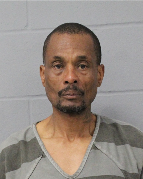 VICTOR WOODS arrested by APD