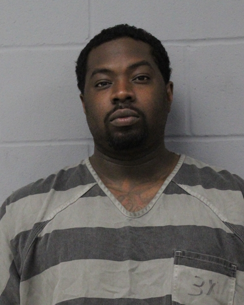 DMARKUS MITCHELL booking photo