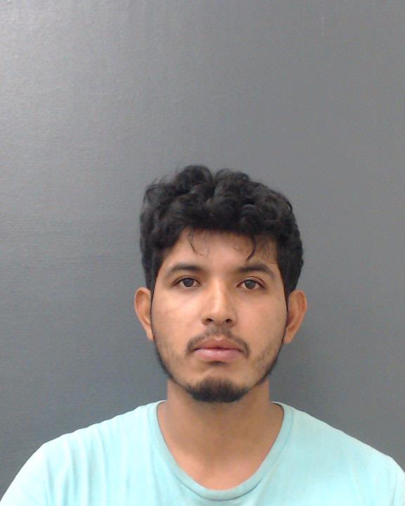 PINEDA DE PAZ, MARLON YOBANI booking photo